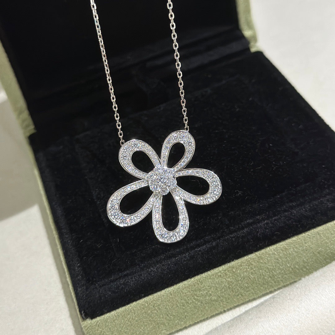 [⭐Sparkve]FLOWERLACE NECKLACE FULL DIAMONDS