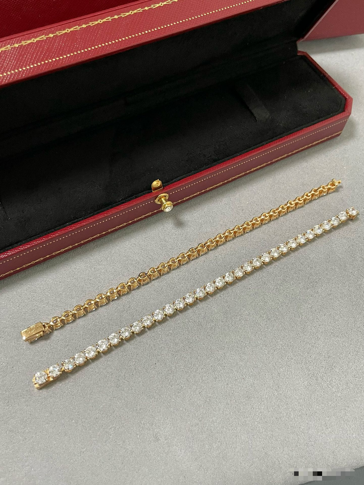 [⭐Sparkve jewelrys]TENNIS BRACELET WITH FULL DIAMOND SETTING