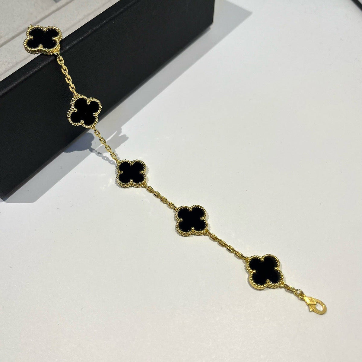 [⭐Sparkve] CLOVER 5 MOTIF ONYXS BRACELET COLLECTION