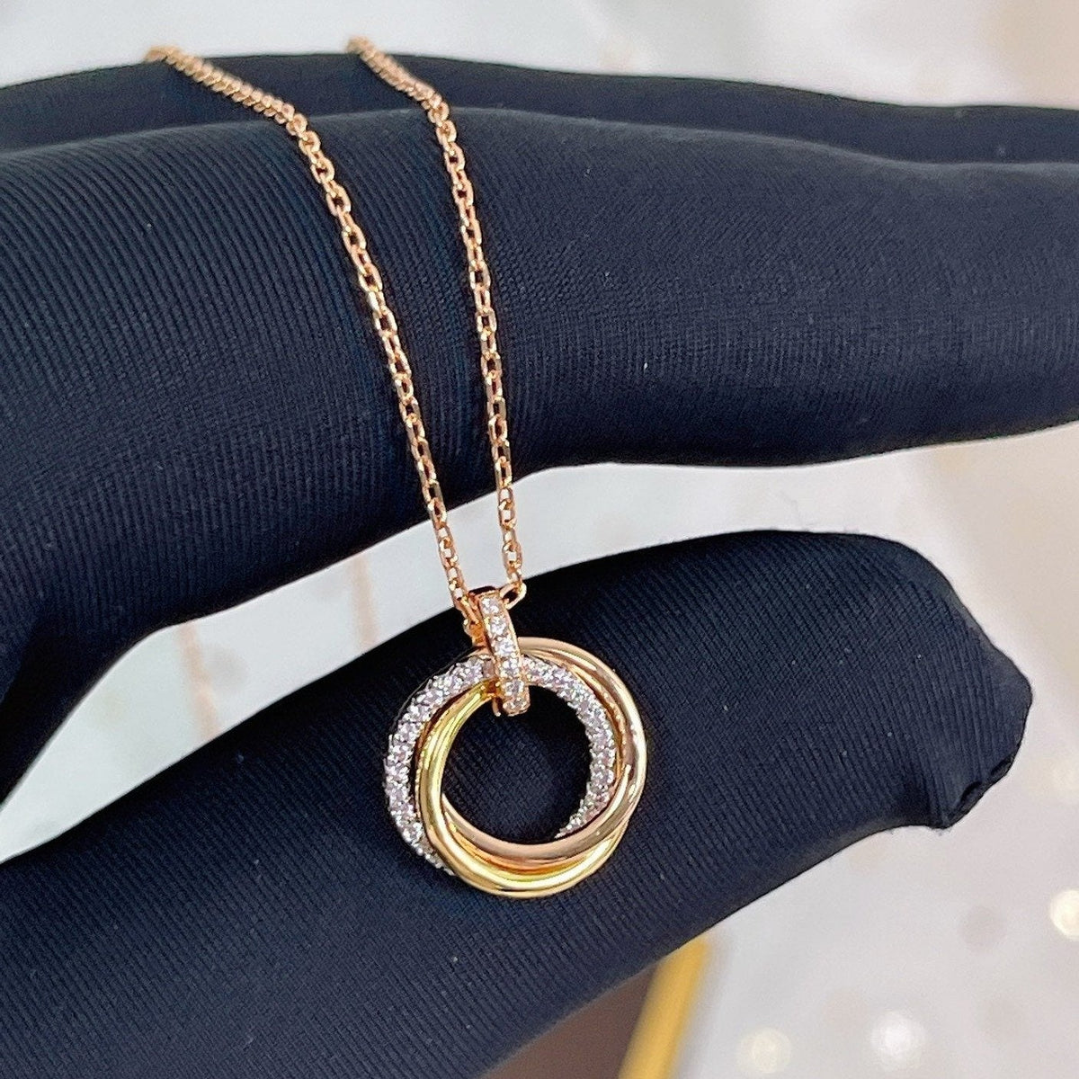 [⭐Sparkve]TRINITY NECKLACE SILVER GOLD PINK GOLD DIAMONDS
