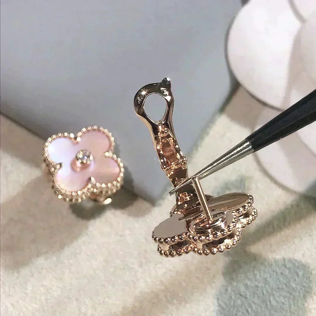 [⭐Sparkve]CLOVER MEDIUM 1 MOTIFS  PINK MOP DIAMOND EARRINGS