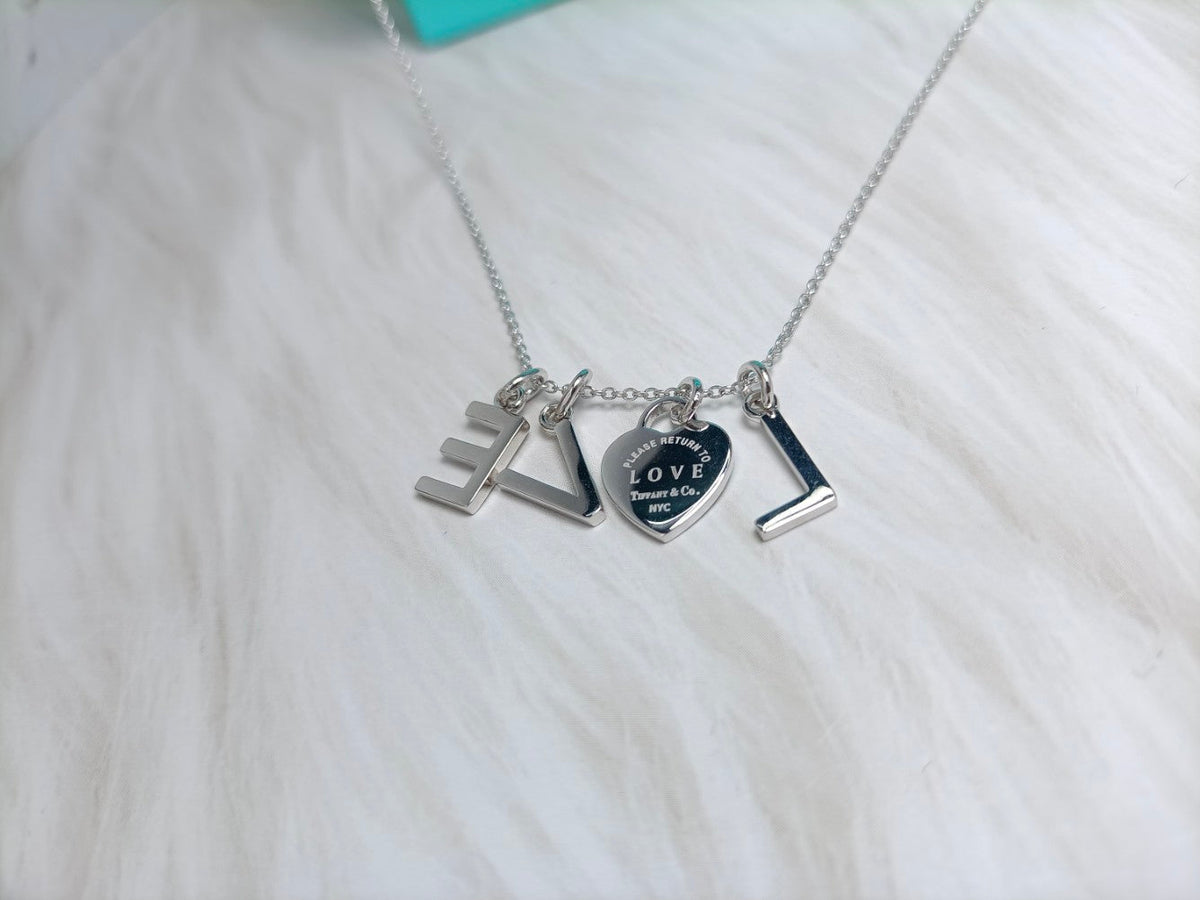 [⭐Sparkve Jewels]LOVE TEXT PEDANT NECKLACE