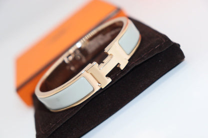 [⭐Sparkve]H LIGHT BLUE BRACELET