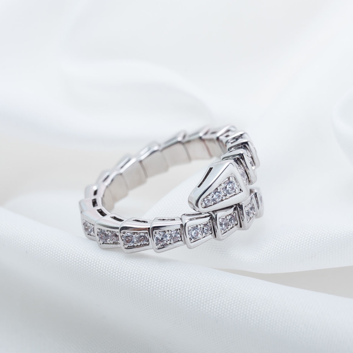 [⭐Sparkve]SERPENTI RING SILVER DIAMOND PAVED 4MM
