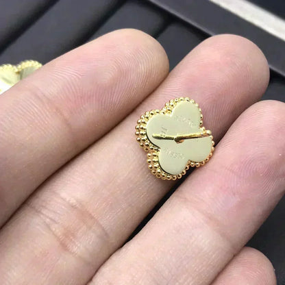 [⭐Sparkve]CLOVER MINI 9.5MM LASER EARRINGS