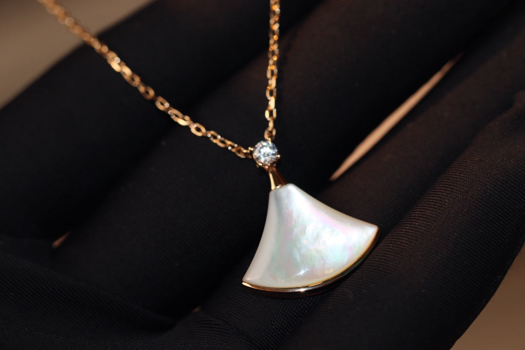 [⭐Sparkve]DREAM NECKLACE WHITE MOP PINK GOLD 1 DIAMOND