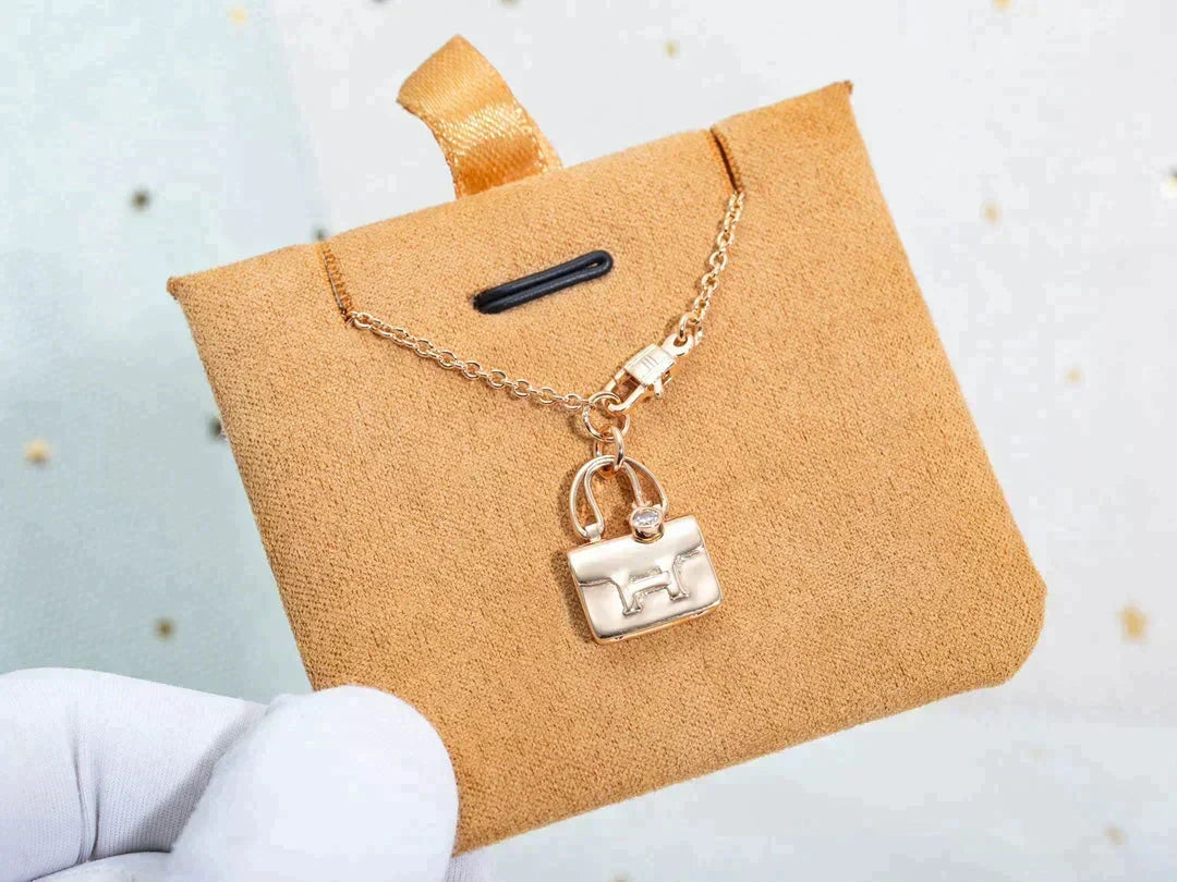 [⭐Sparkve]AMULETTE PEDANT ROSE GOLD NECKLACE