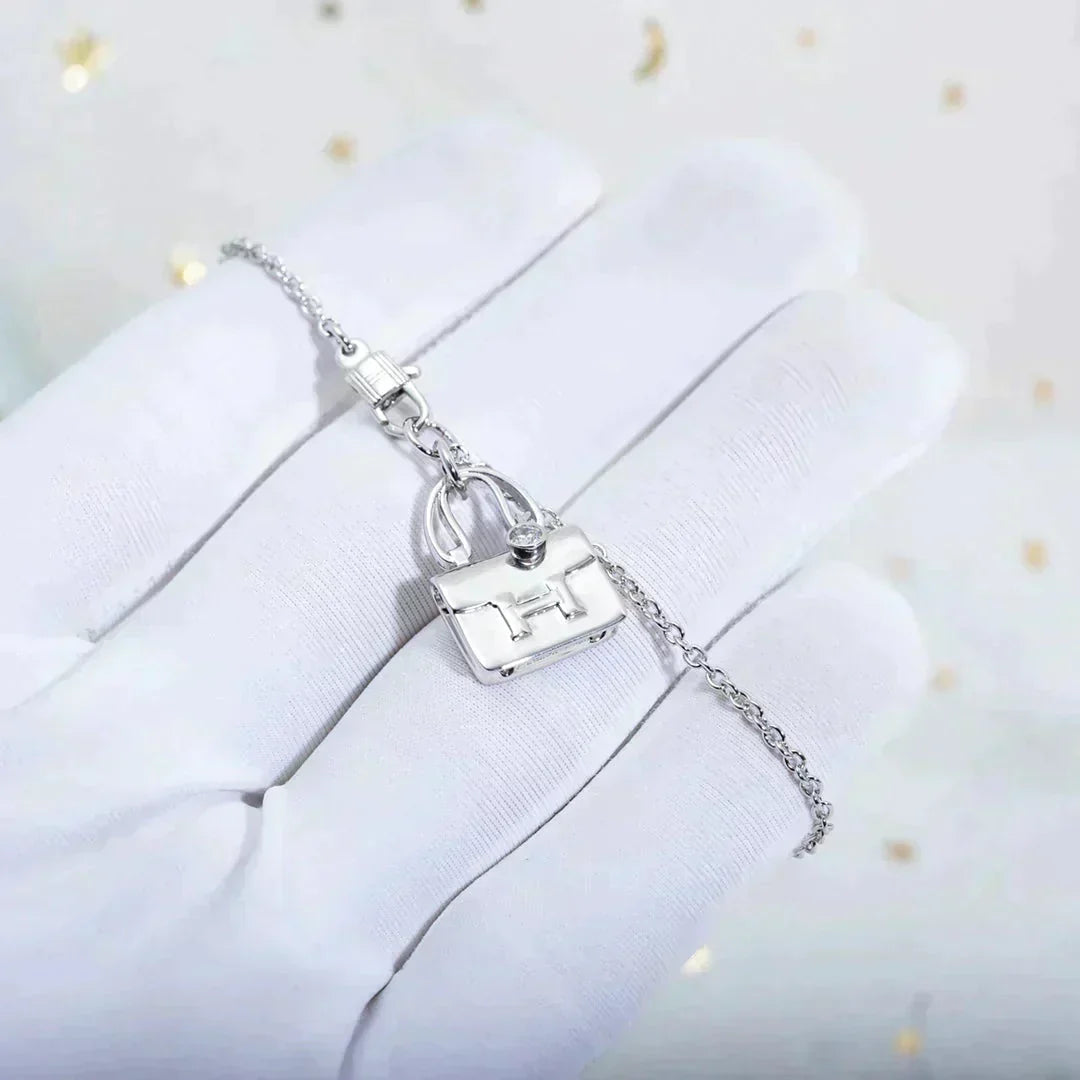 [⭐Sparkve]AMULETTE PEDANT SILVER NECKLACE