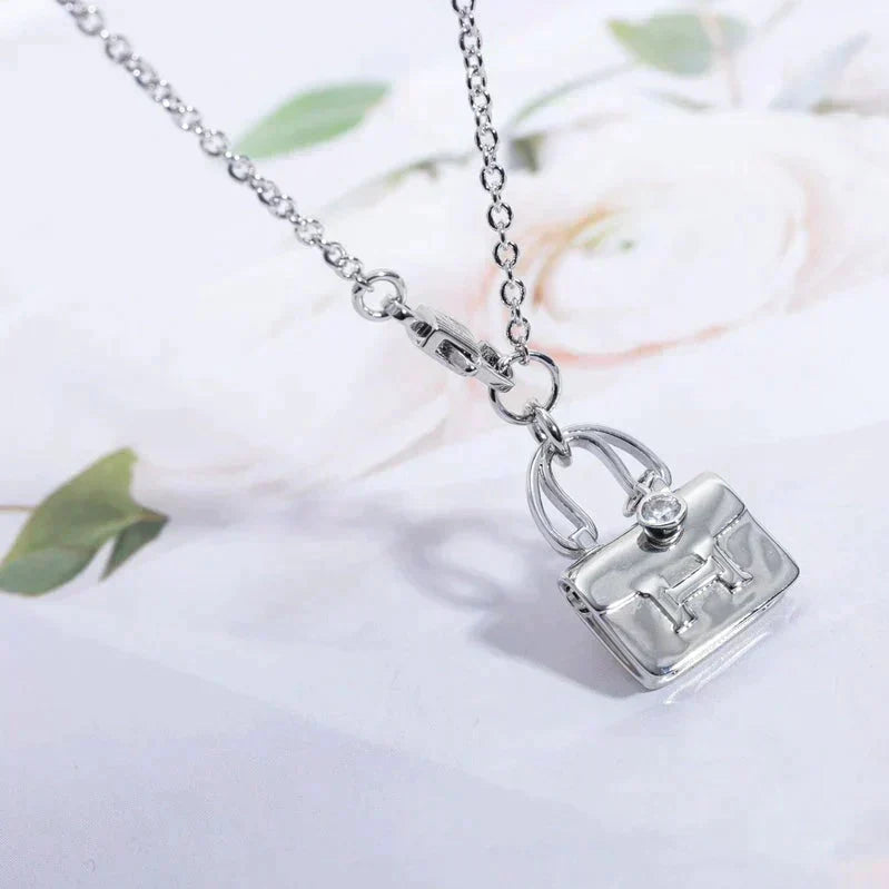 [⭐Sparkve]AMULETTE PEDANT SILVER NECKLACE