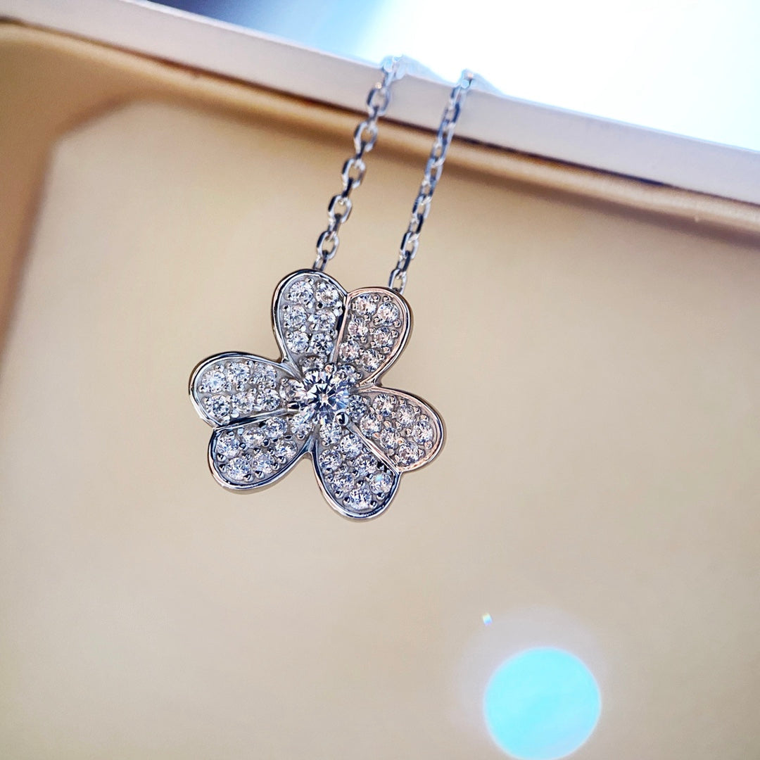 [⭐Sparkve]CLOVER DIAMOND NECKLACE SILVER