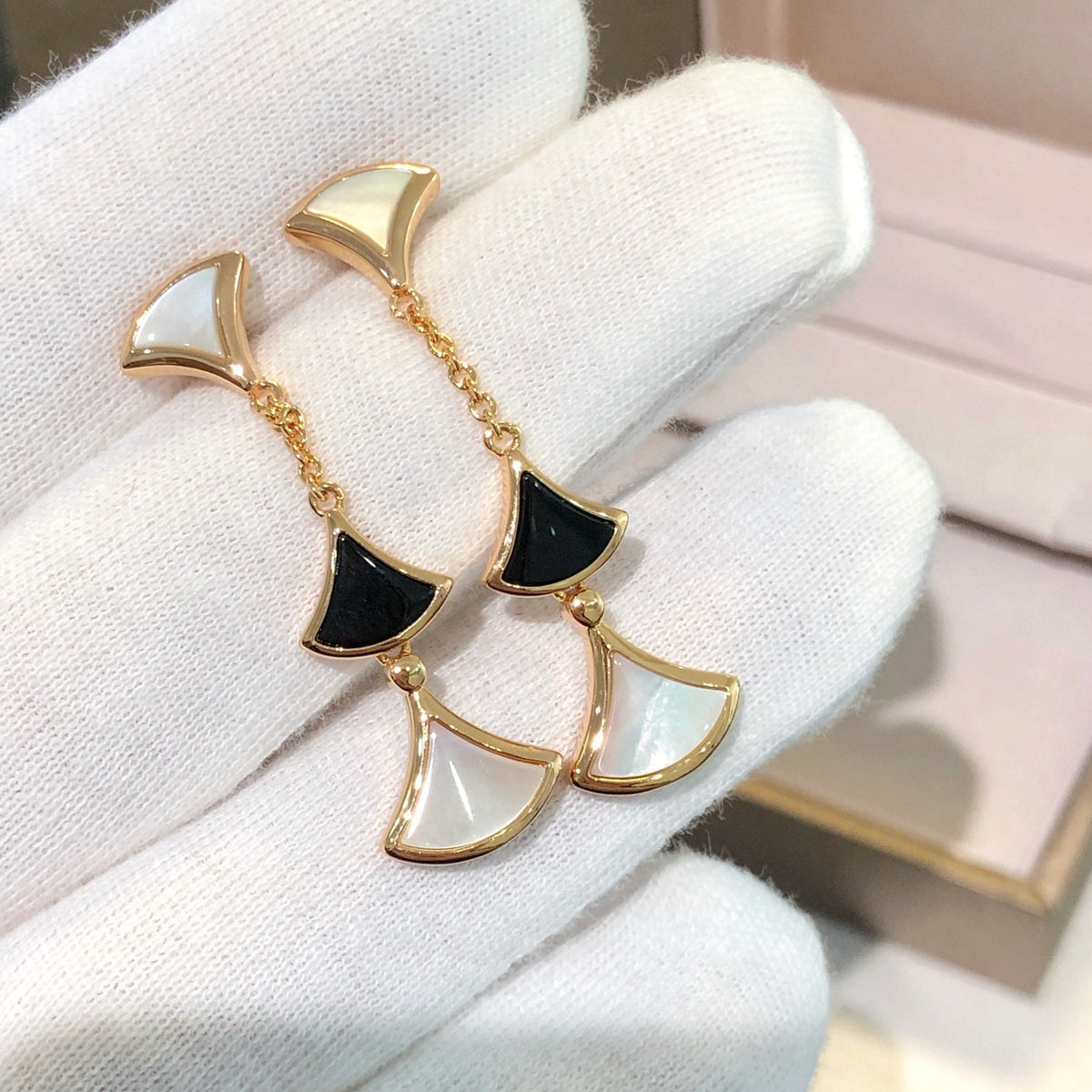 [⭐Sparkve]DREAM EARRINGS 3 MOTIFS ONYX MOP PINK GOLD