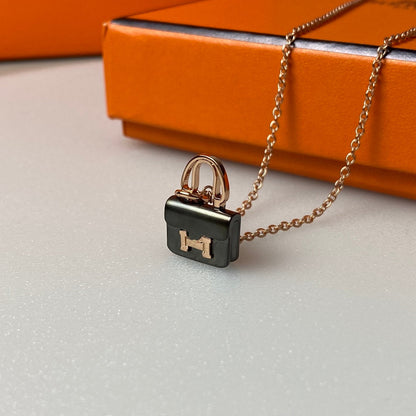 [⭐Sparkve]CONSTANCE BLACK PEDANT PINK GOLD NECKLACE