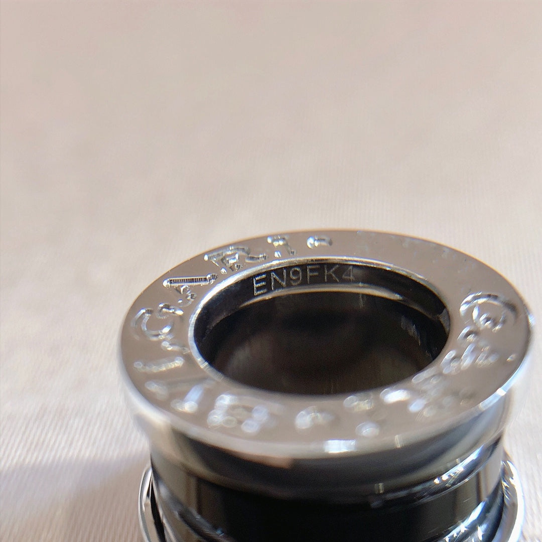 [⭐Sparkve]ZERO 1 BLACK CERAMIC SILVER NECKLACE