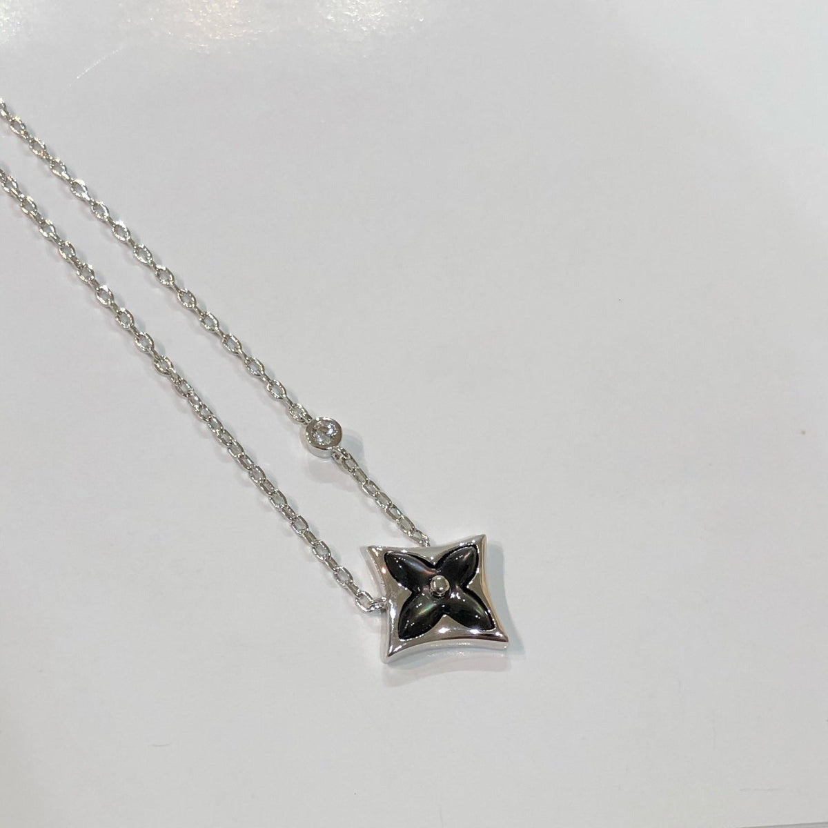 [⭐Sparkve]STAR BLACK MOP NECKLACE