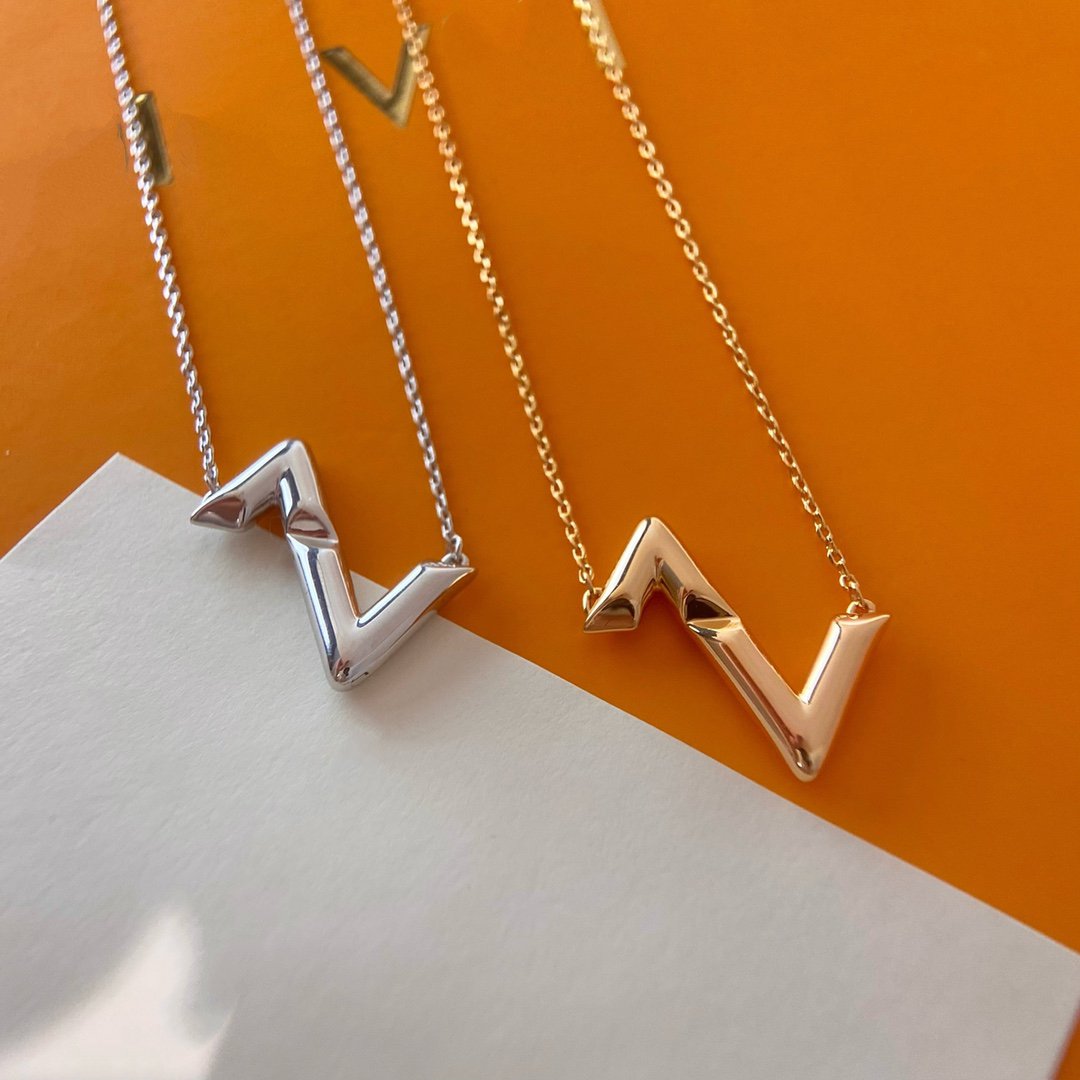 [⭐Sparkve]VOLTE UPSIDE DOWN NECKLACE
