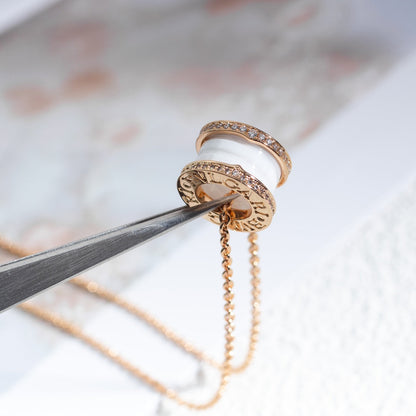 [⭐Sparkve]ZERO 1 WHITE CERAMIC PINK GOLD DIAMOND NECKLACE