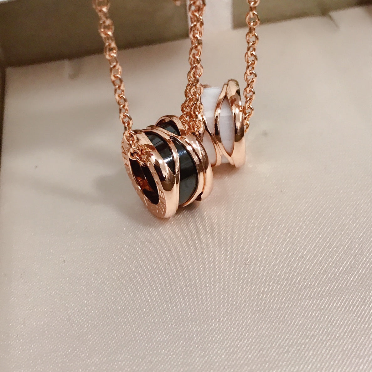 [⭐Sparkve]ZERO 1 FOUR BAND PINK GOLD CERAMIC