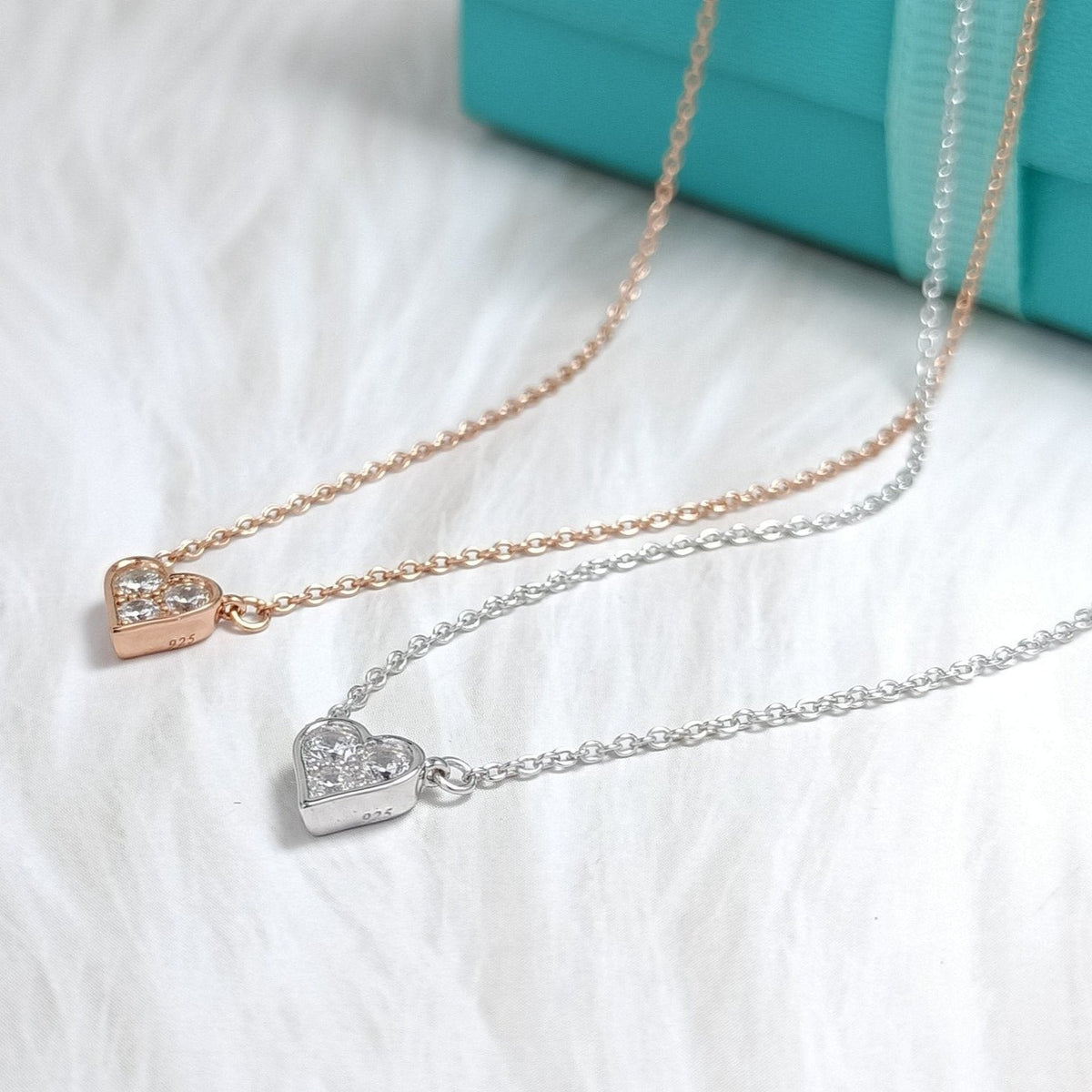 [⭐Sparkve Jewels]HEART 3 DIAMONDS PEDANT NECKLACE