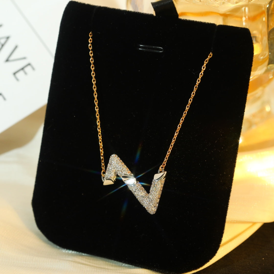 [⭐Sparkve]VOLT SILVER DIAMOND PEDANT NECKLACE