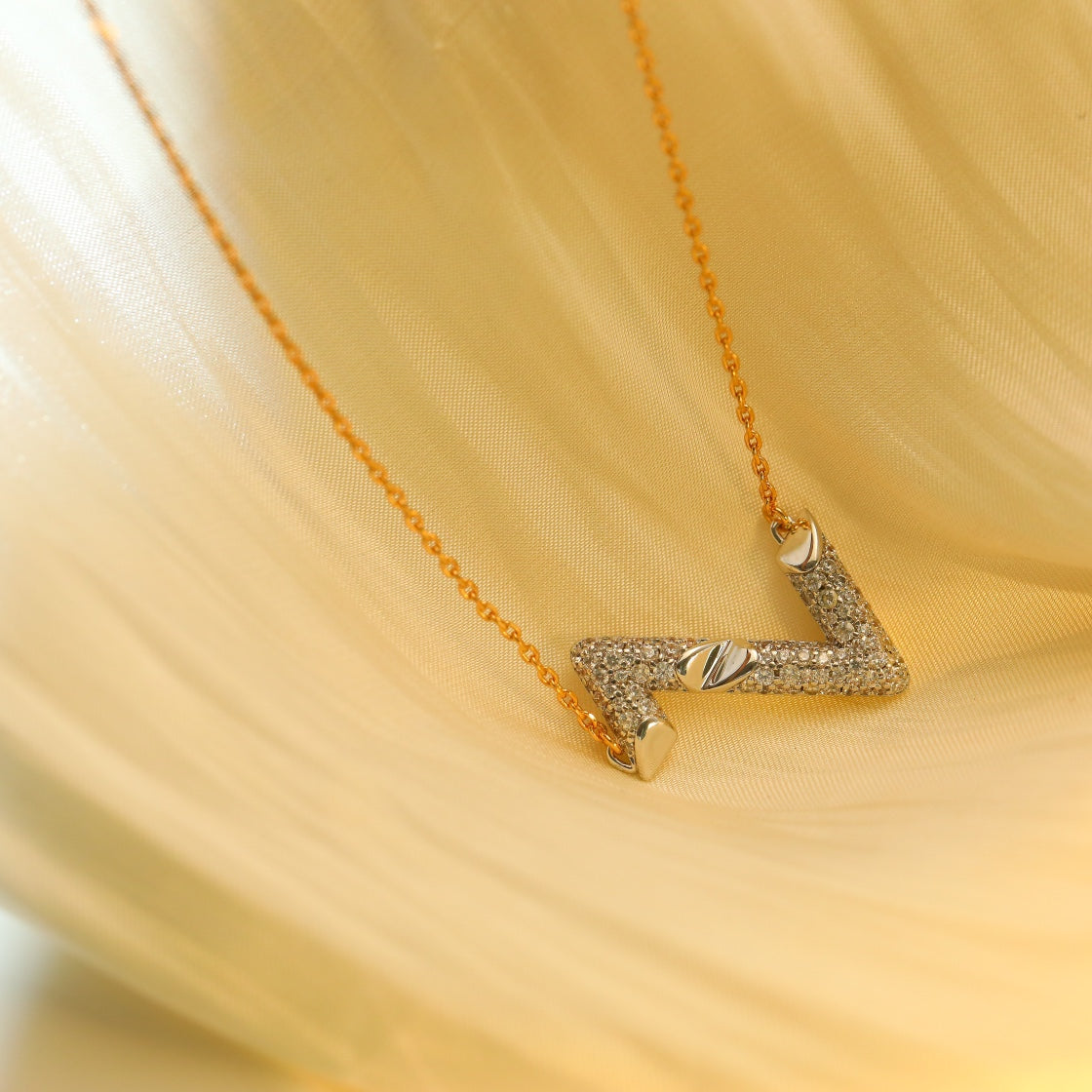 [⭐Sparkve]VOLT SILVER DIAMOND PEDANT NECKLACE