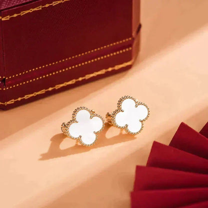 [⭐Sparkve]CLOVER MEDIUM 1 MOTIFS  WHITE MOP STUD EARRINGS