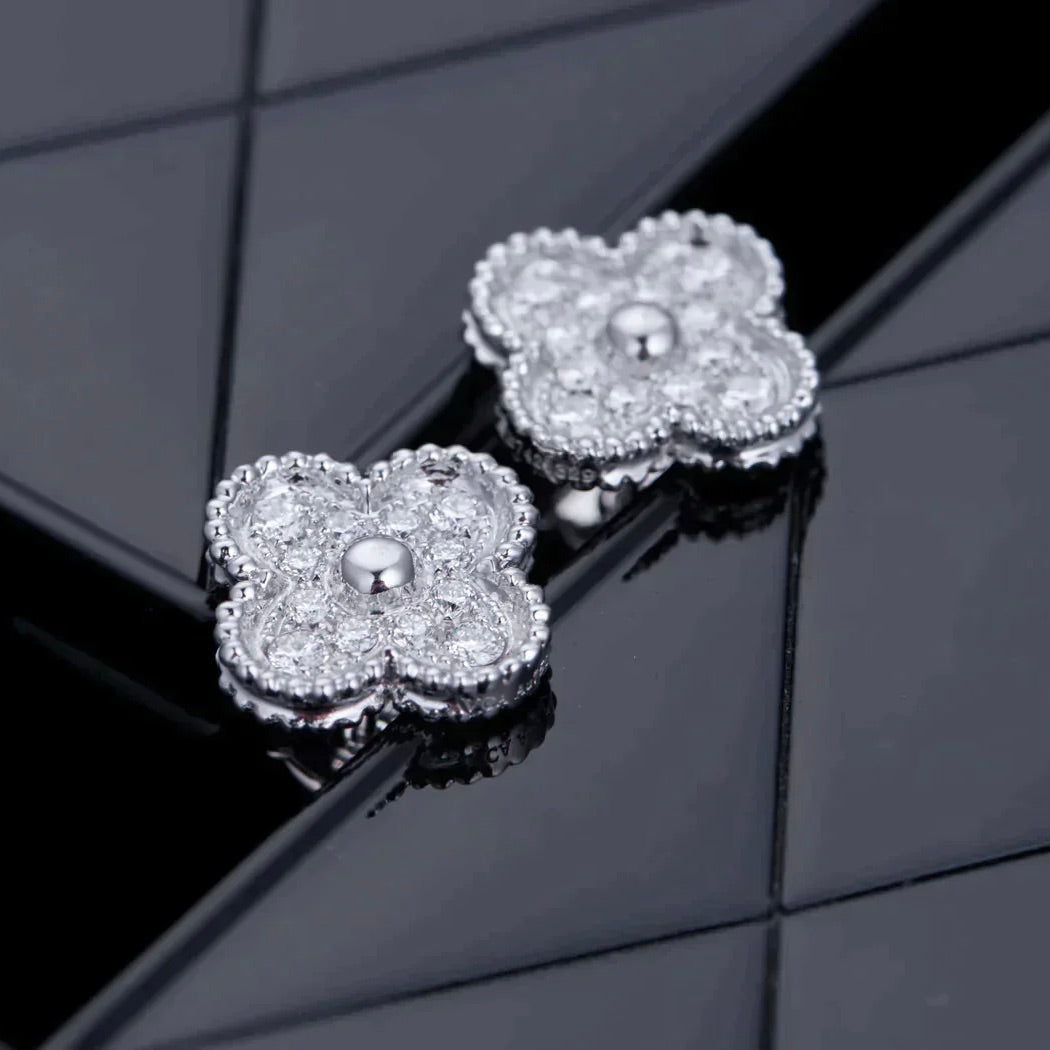 [⭐Sparkve]CLOVER 1 MOTIFS DIAMOND STUD EARRINGS SILVER