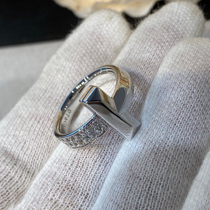 [⭐Sparkve Jewels]T WIRE MEDIUM DIAMOND RING