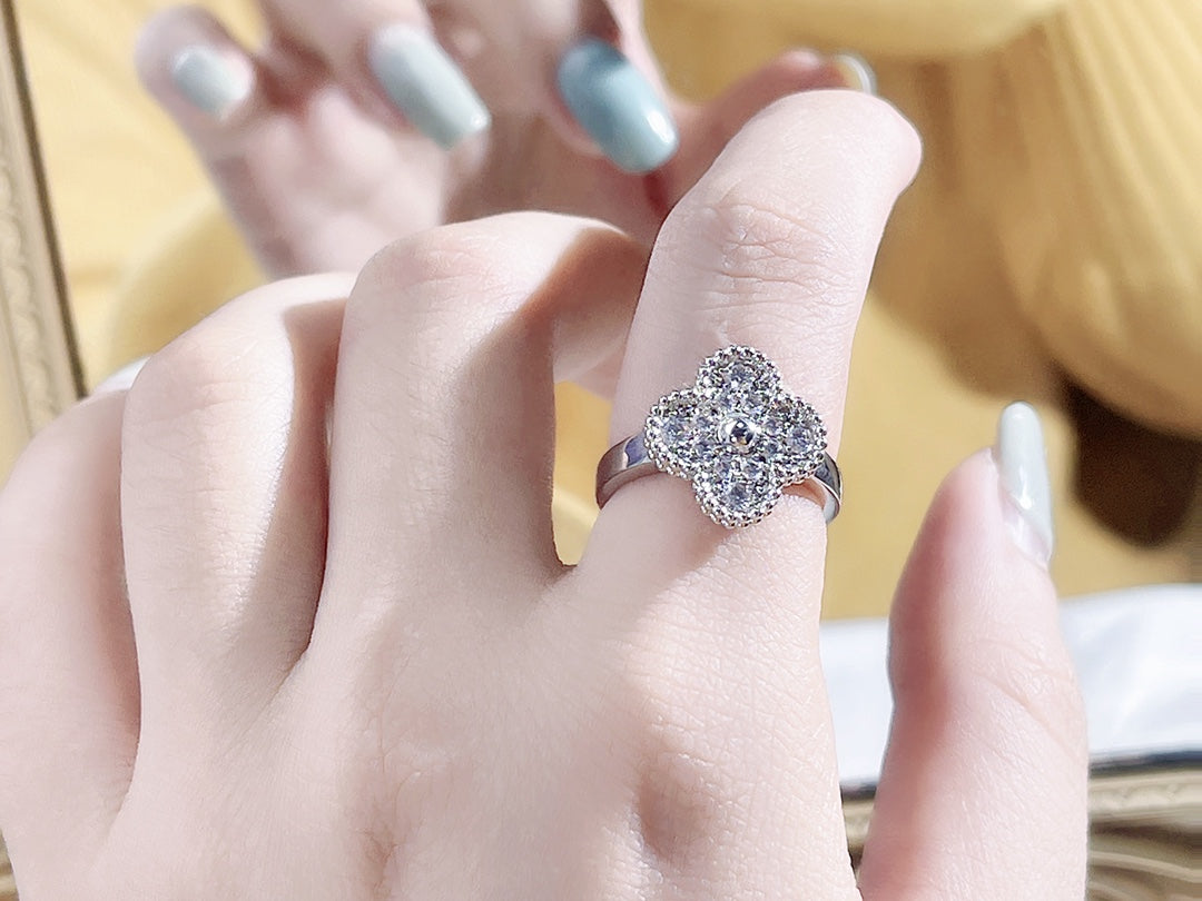 [⭐Sparkve]CLOVER DIAMOND RING