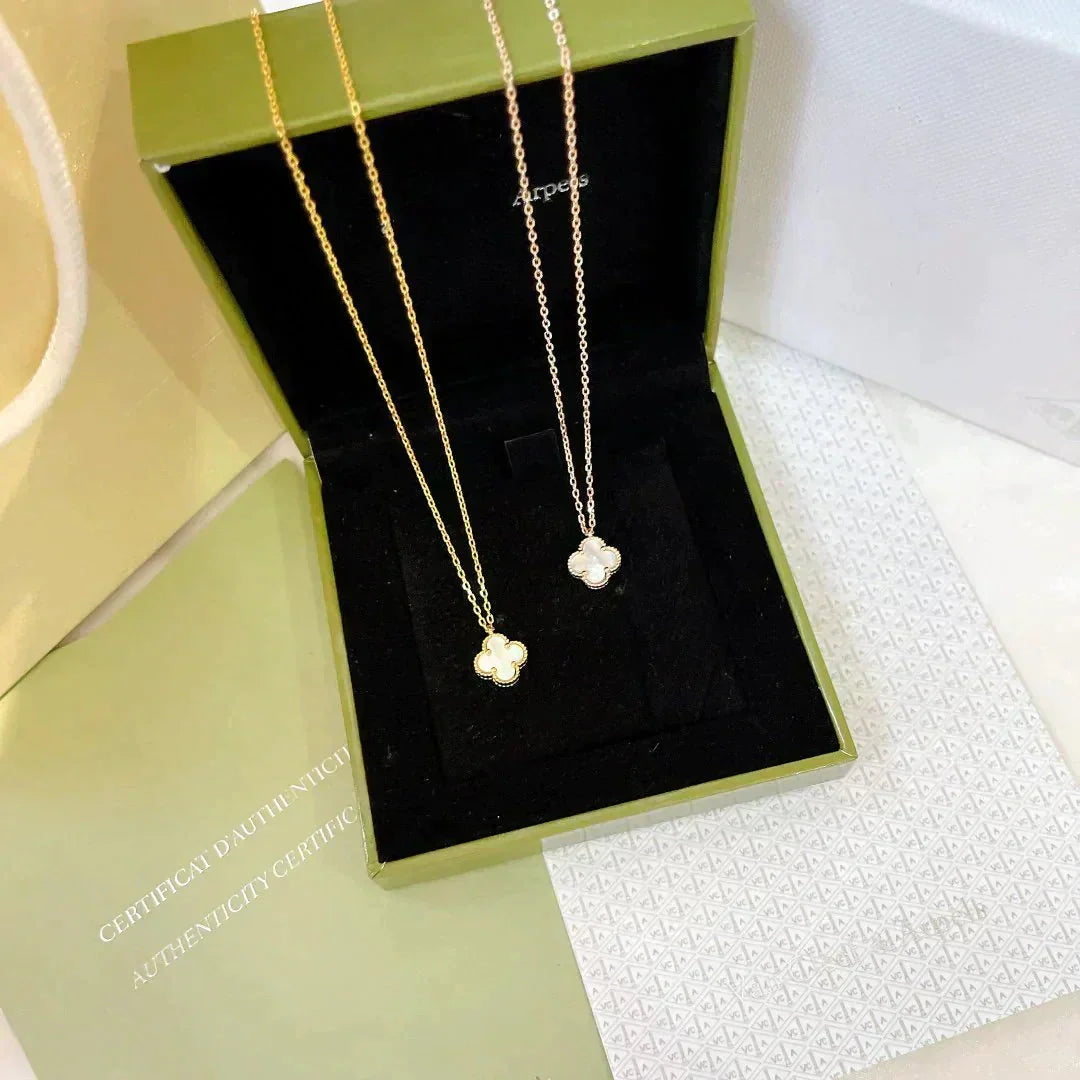 [⭐Sparkve]CLOVER MINI 9.5MM WHITE MOTHER-OF-PEARL NECKLACE