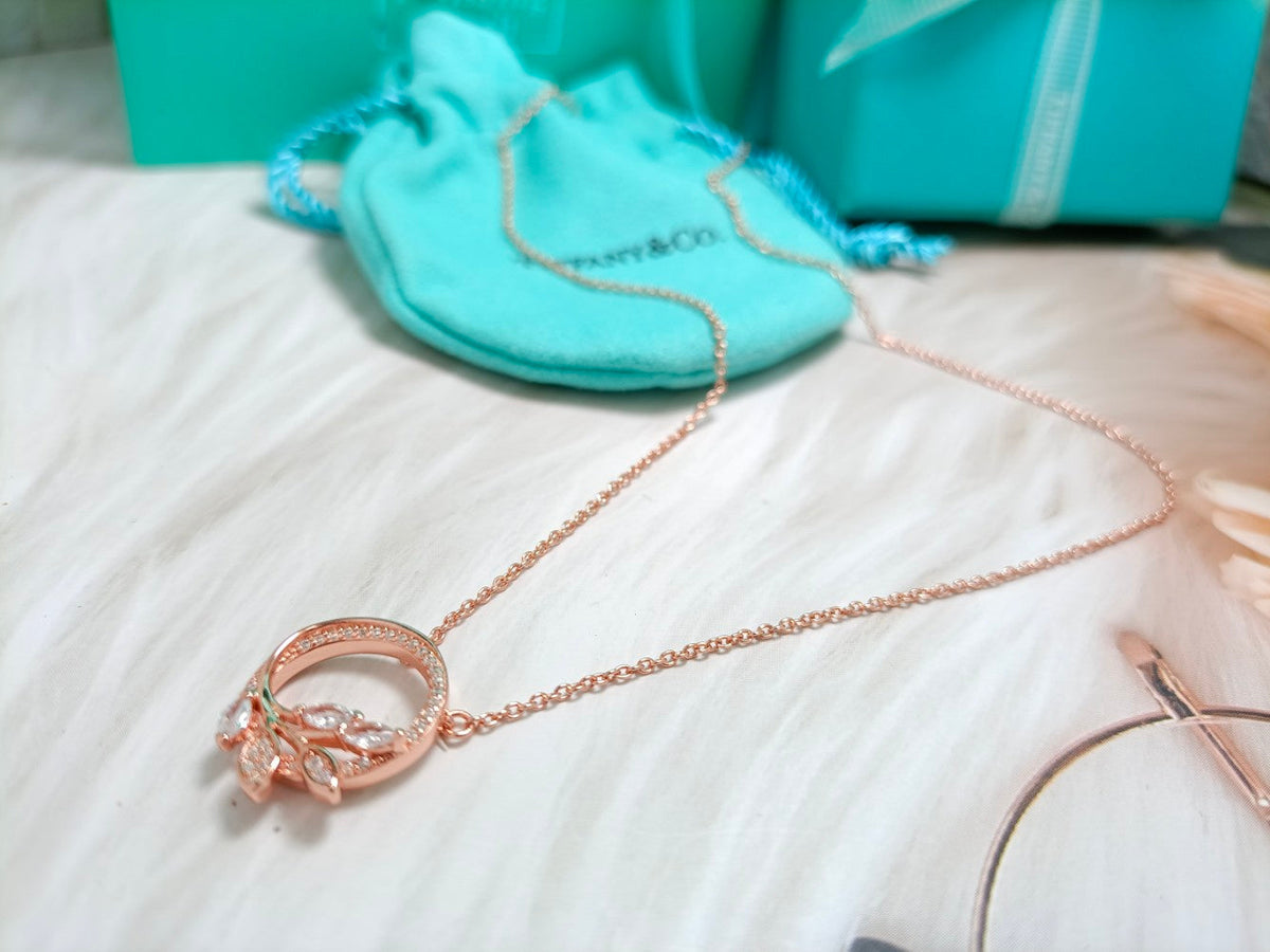 [⭐Sparkve Jewels]DIAMOND VINE CIRCLE PENDANT PLATINUM NECKLACE