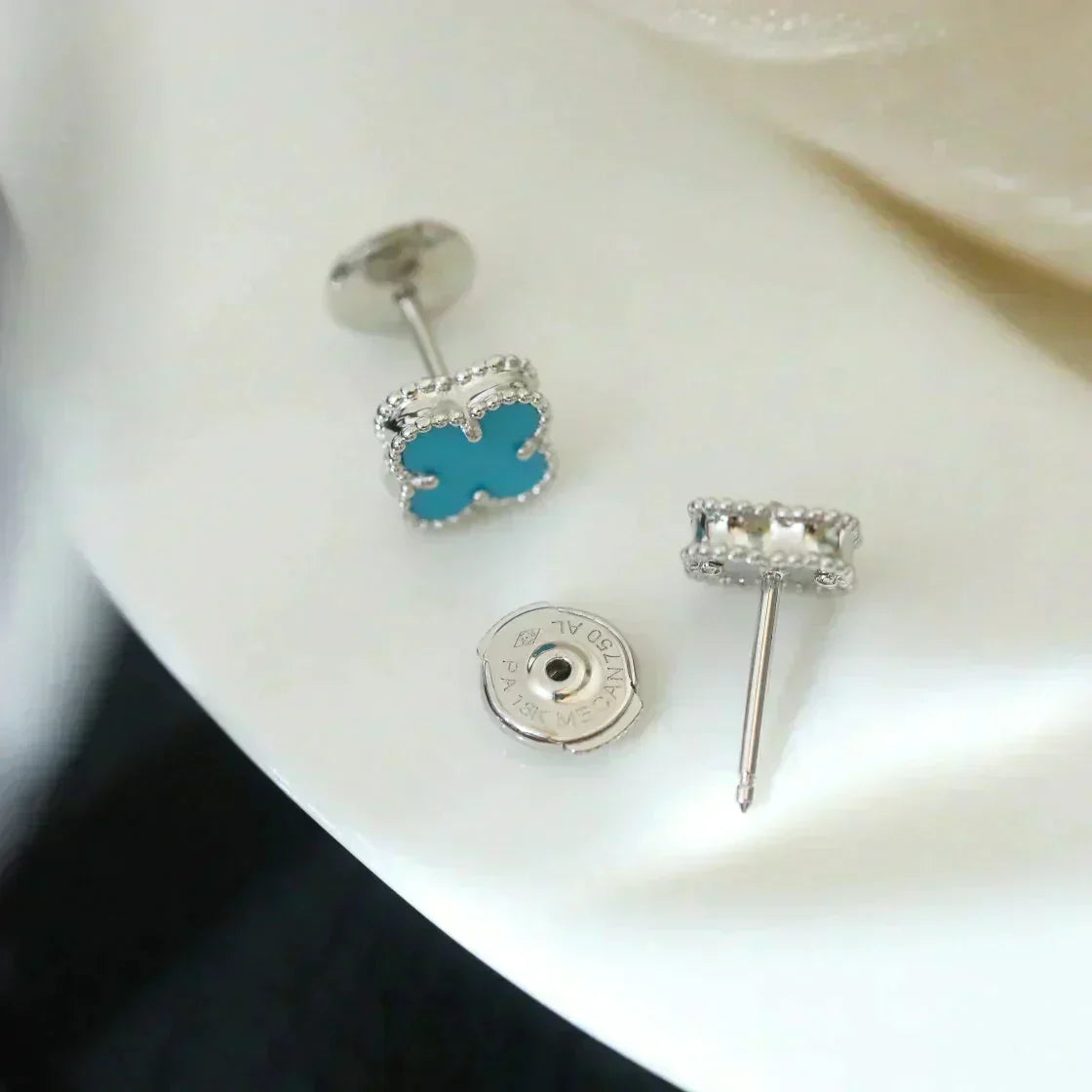 [⭐Sparkve]CLOVER MINI 9.5MM ONYX STUD EARRINGS SILVER