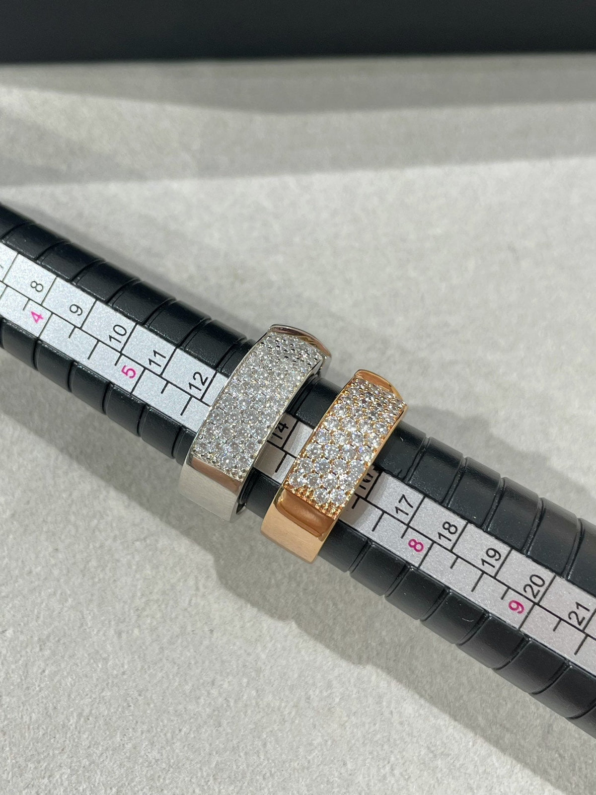 [⭐Sparkve]LIENS EVIDENCE  DIAMOND PAVED RING