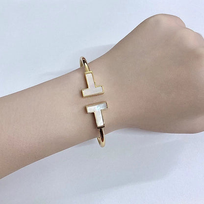 [⭐Sparkve Jewels]T WIDE MOP OPEN BRACELET