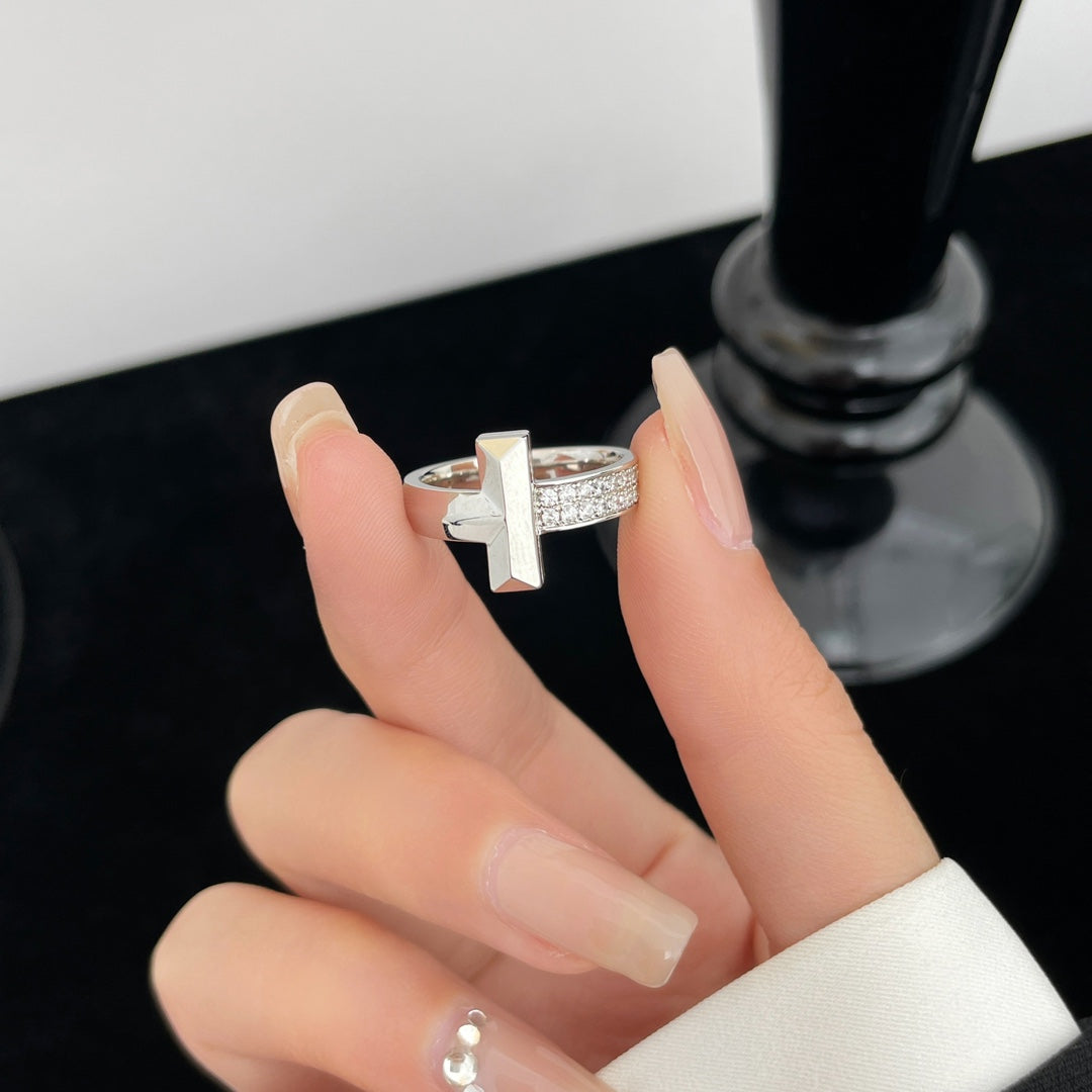 [⭐Sparkve Jewels]T WIDE DIAMOND RING