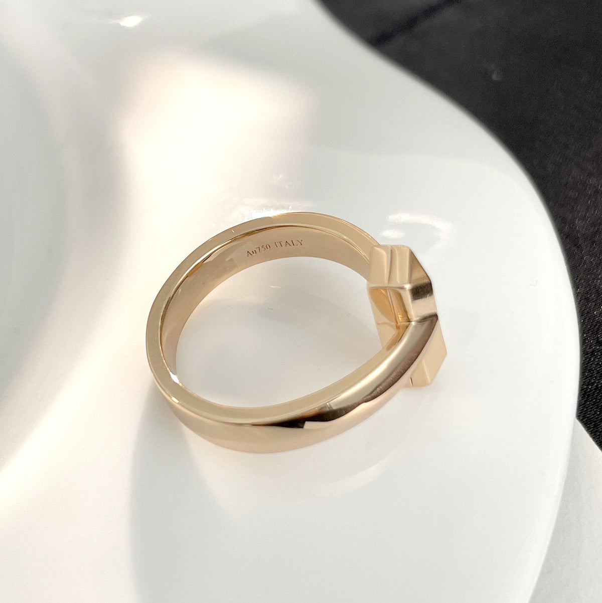 [⭐Sparkve Jewels]T WIDE DIAMOND RING