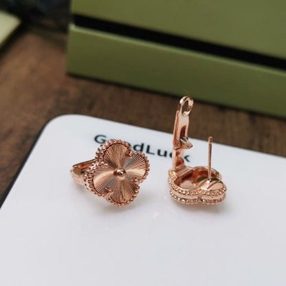 [⭐Sparkve]CLOVER MEDIUM STUD EARRINGS