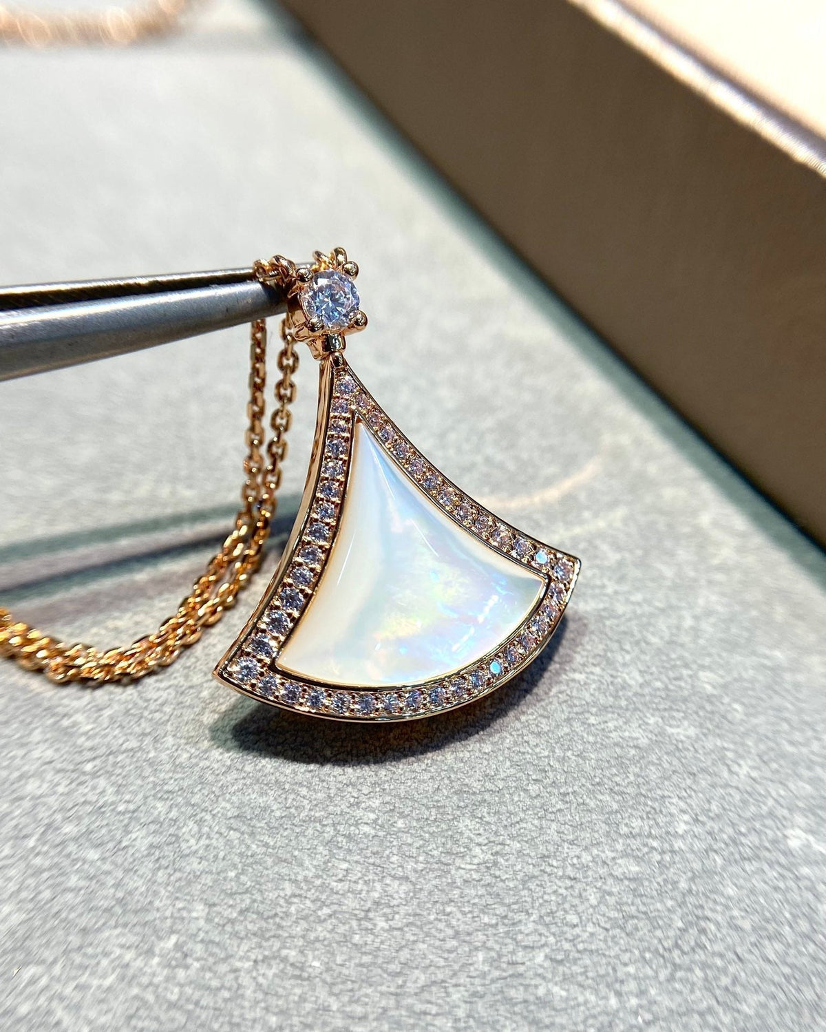 [⭐Sparkve]DREAM MOP DIAMOND PAVED PINK GOLD NECKLACE