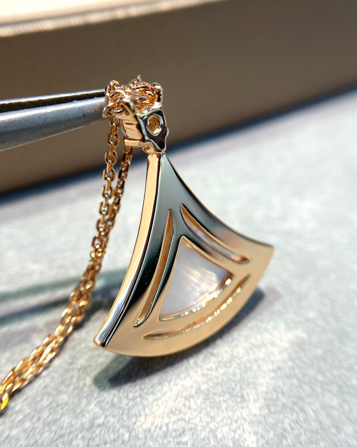 [⭐Sparkve]DREAM MOP DIAMOND PAVED PINK GOLD NECKLACE