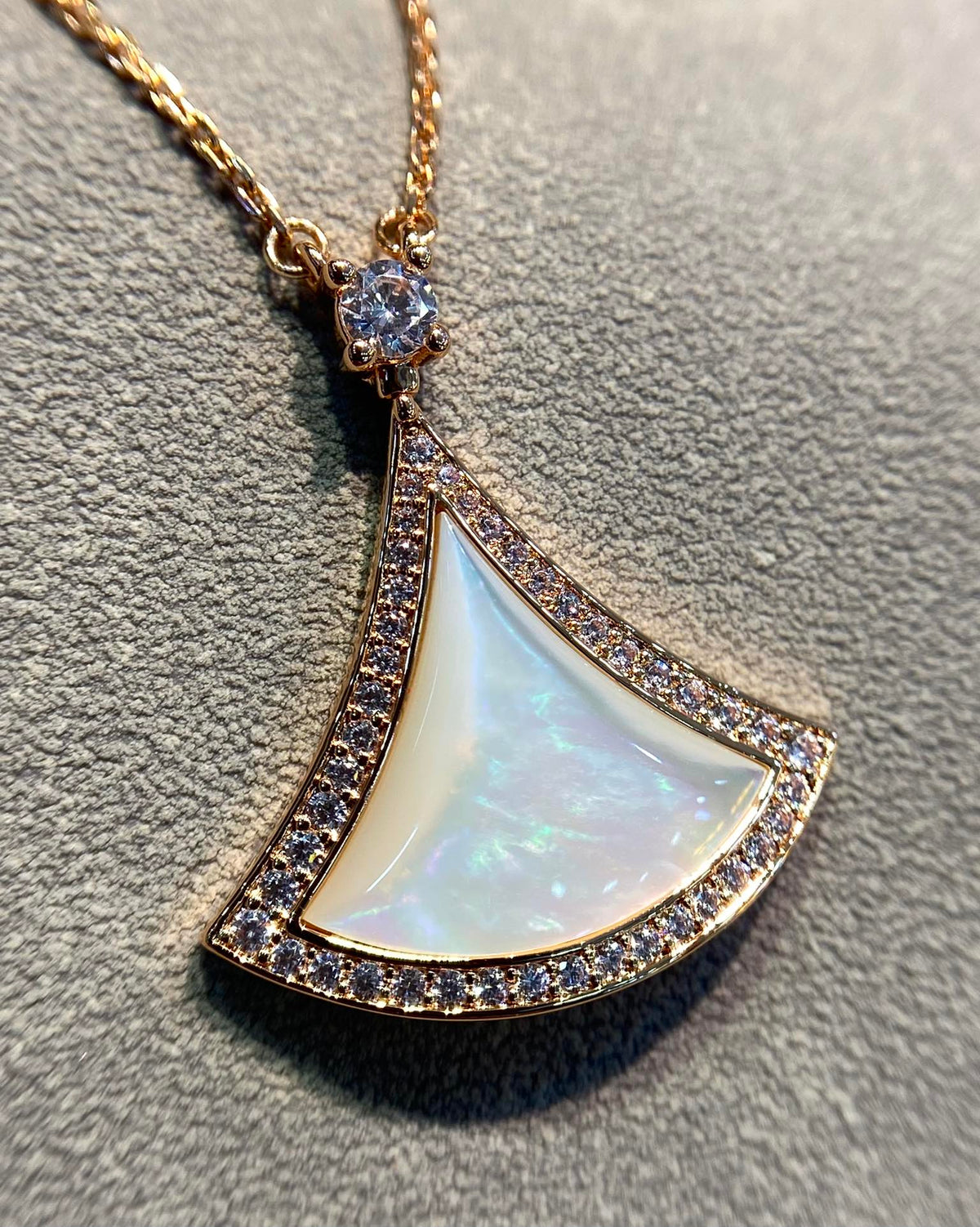 [⭐Sparkve]DREAM MOP DIAMOND PAVED PINK GOLD NECKLACE