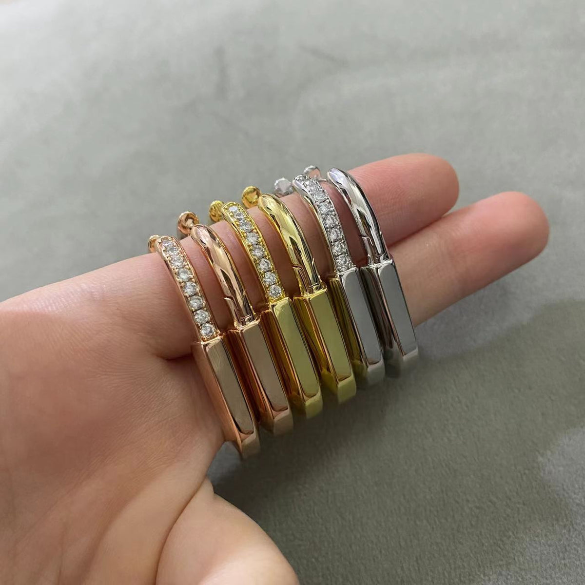 [⭐Sparkve Jewels]LOCK MEDIUM DIAMNOND EARRINGS