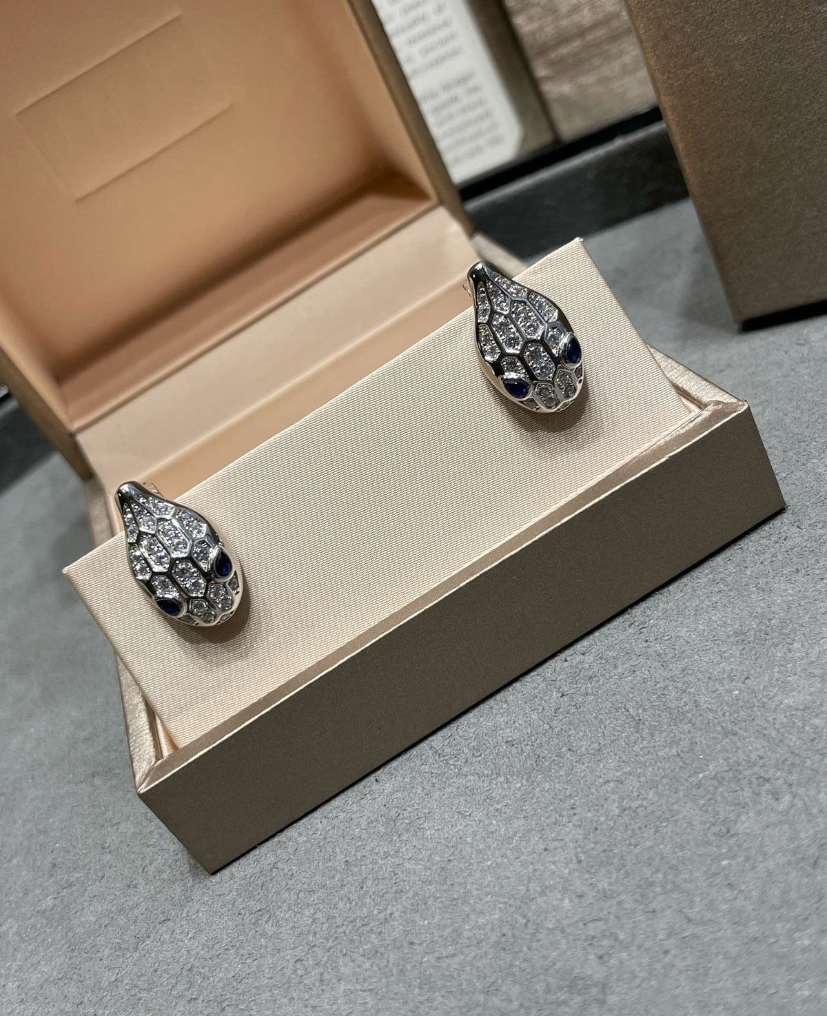 [⭐Sparkve]SERPENT DIAMOND STUD EARRINGS