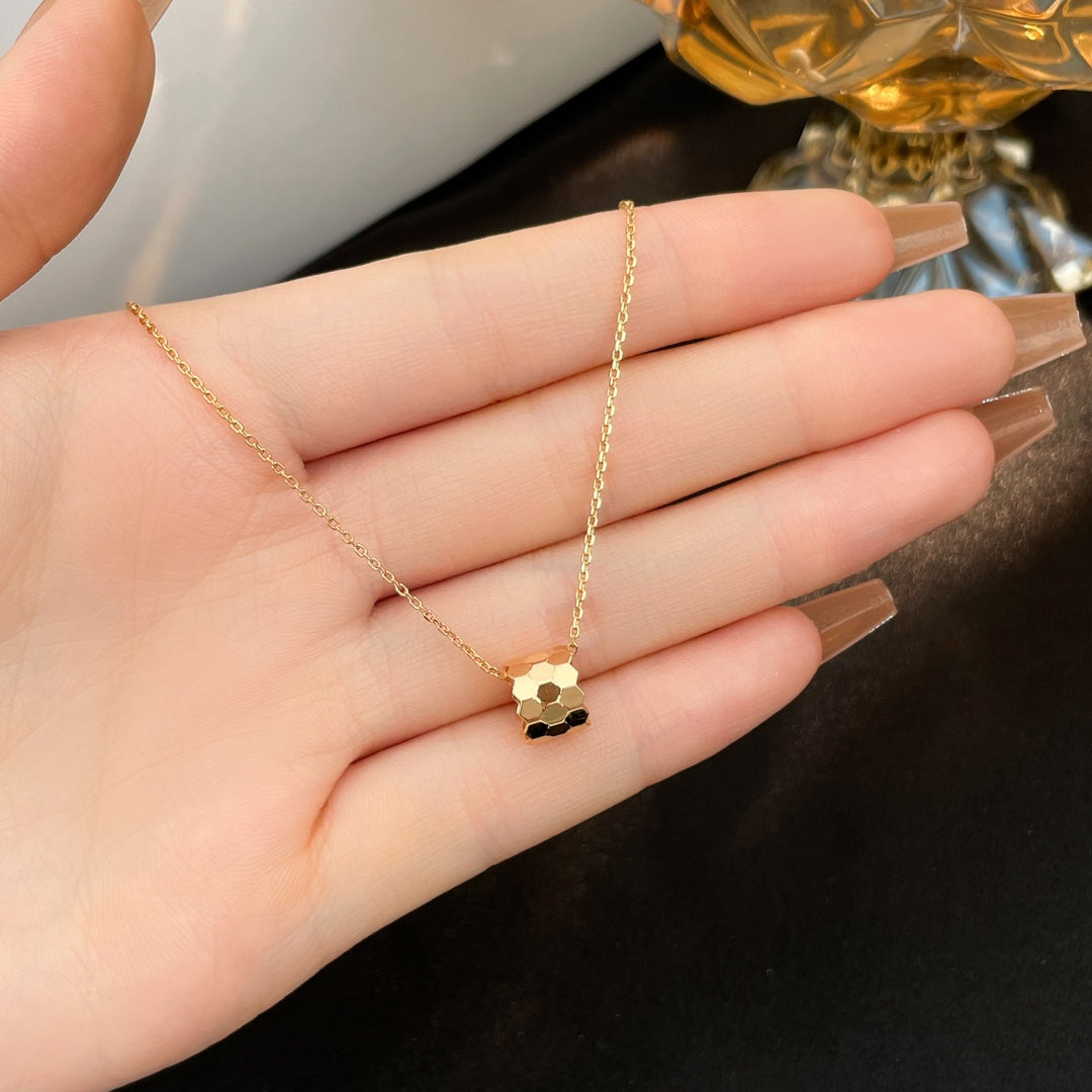 [⭐Sparkve]BEE MINI NECKLACE