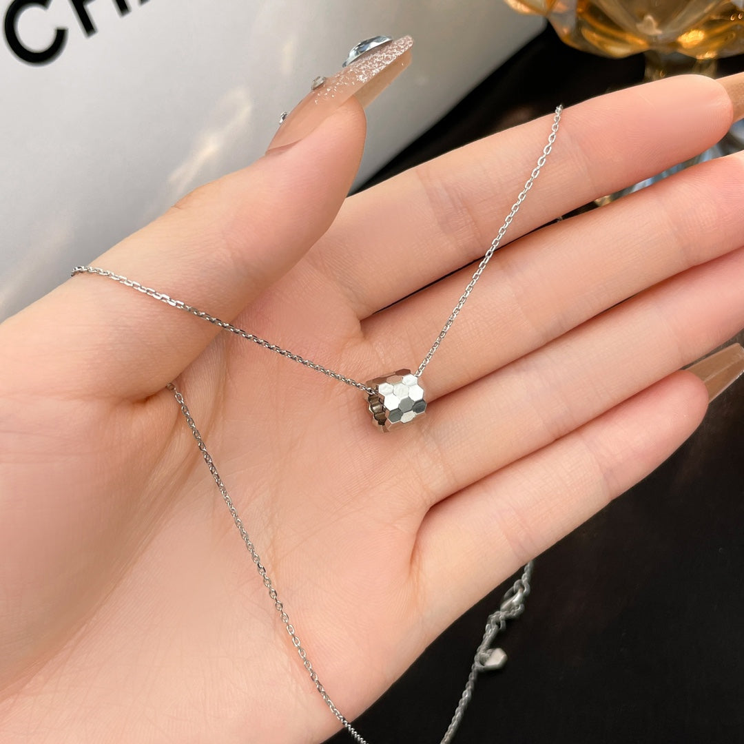 [⭐Sparkve]BEE MINI NECKLACE
