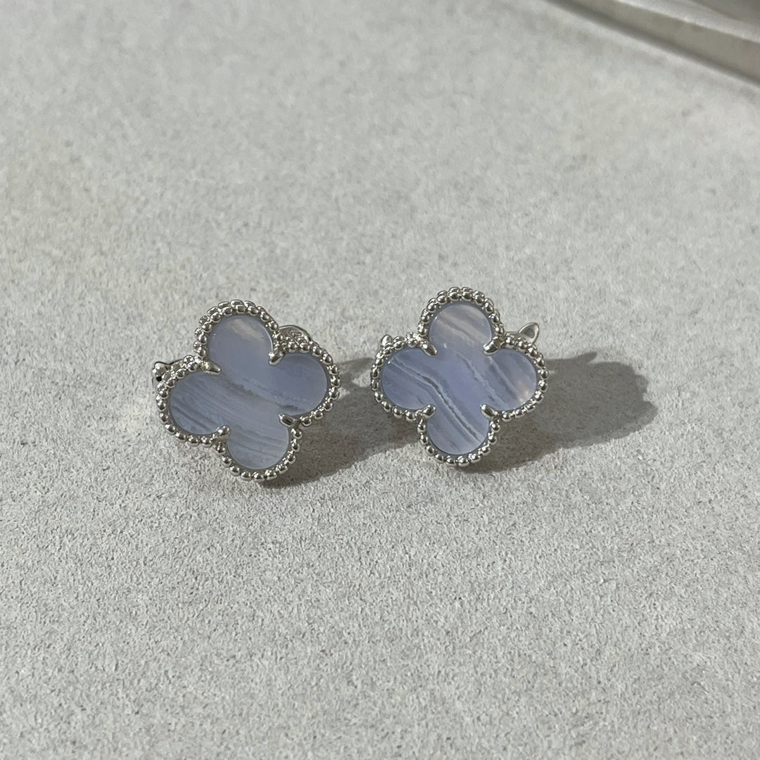 [⭐Sparkve]CLOVER CHALCEDONY SILVER STUD EARRINGS