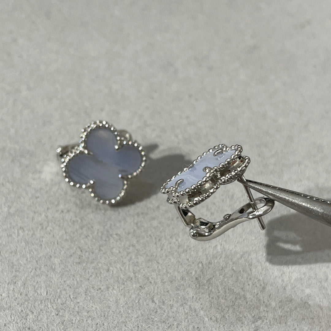 [⭐Sparkve]CLOVER CHALCEDONY SILVER STUD EARRINGS