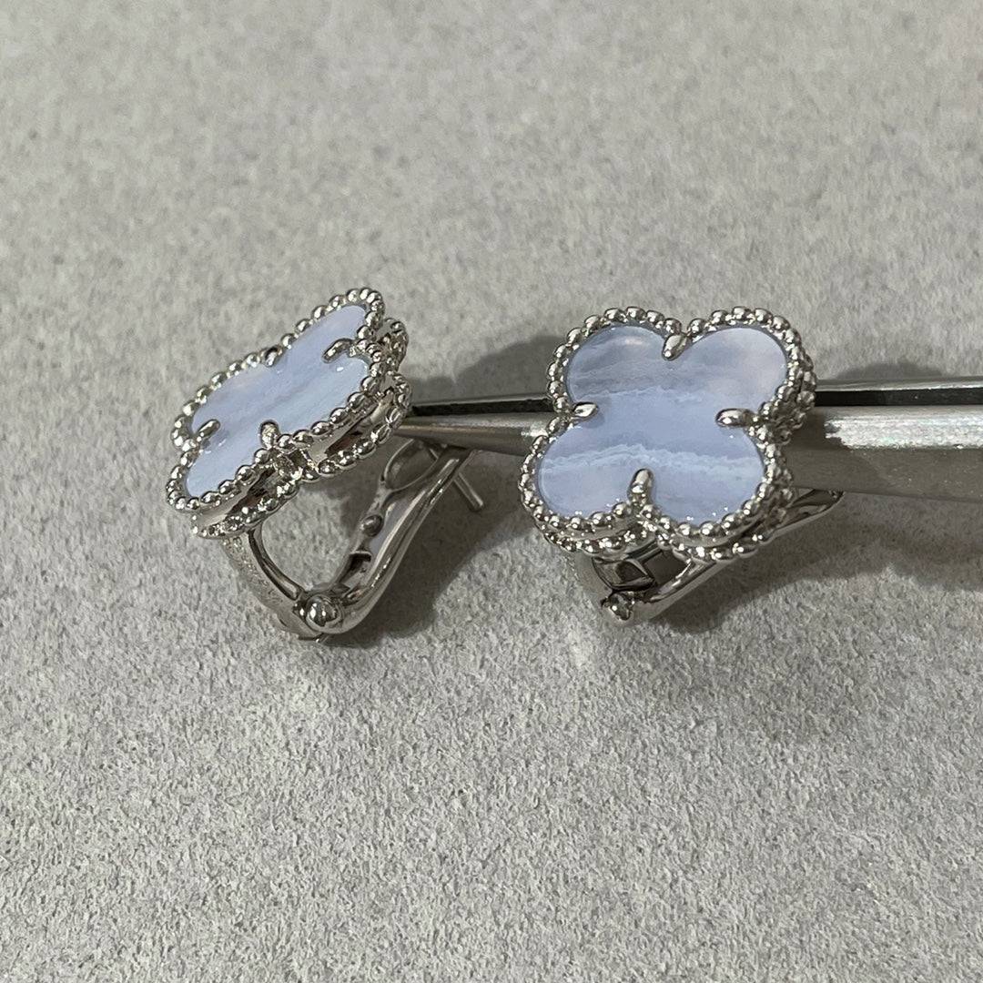 [⭐Sparkve]CLOVER CHALCEDONY SILVER STUD EARRINGS