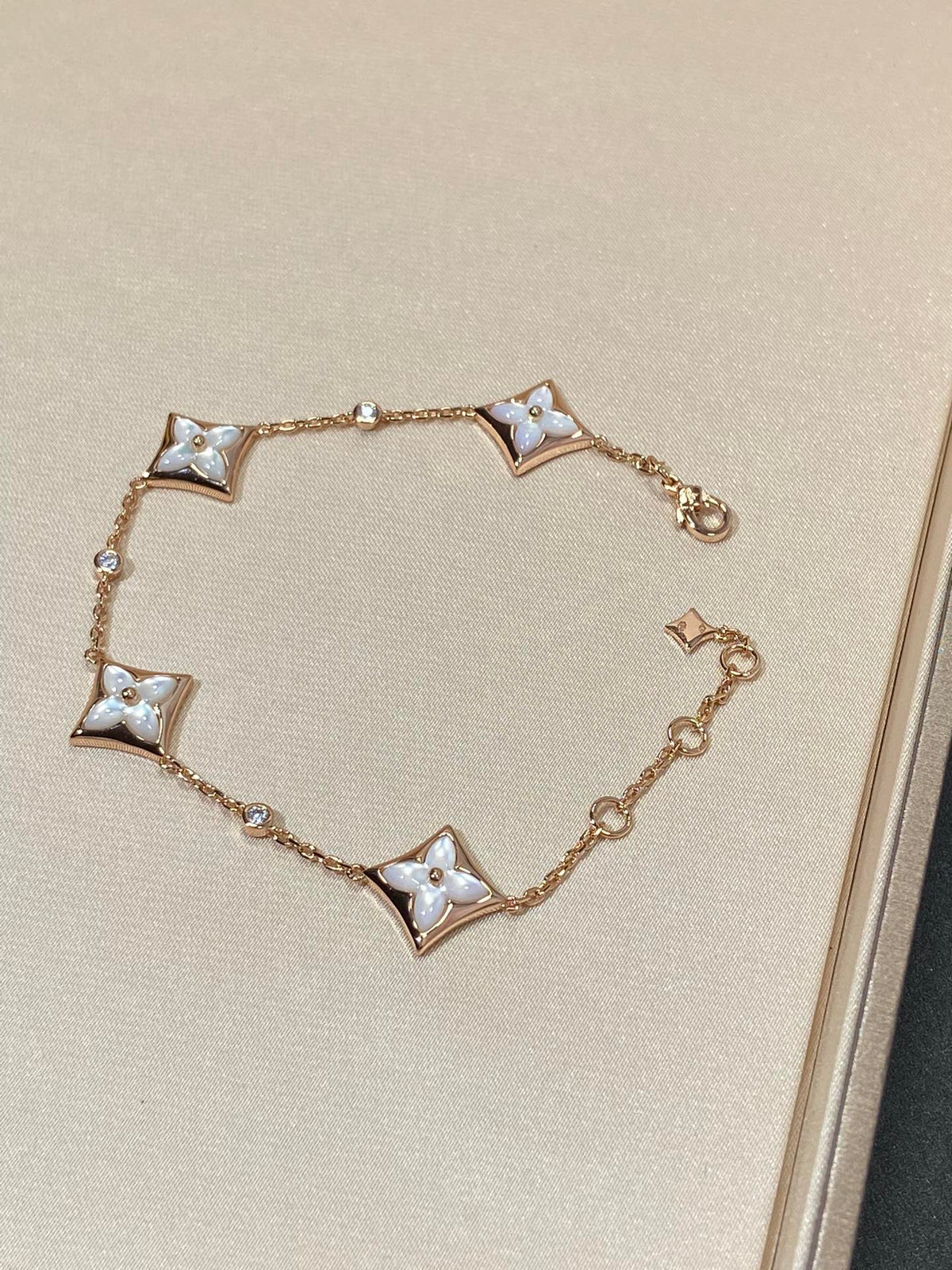 [⭐Sparkve]STAR 4 MOTIF MOP DIAMOND PINK GOLD BRACELET