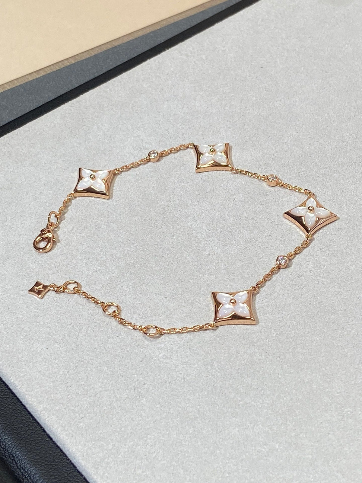 [⭐Sparkve]STAR 4 MOTIF MOP DIAMOND PINK GOLD BRACELET