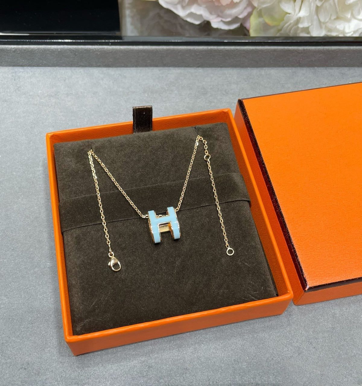 [⭐Sparkve]POP H SKY BLUE NECKLACE