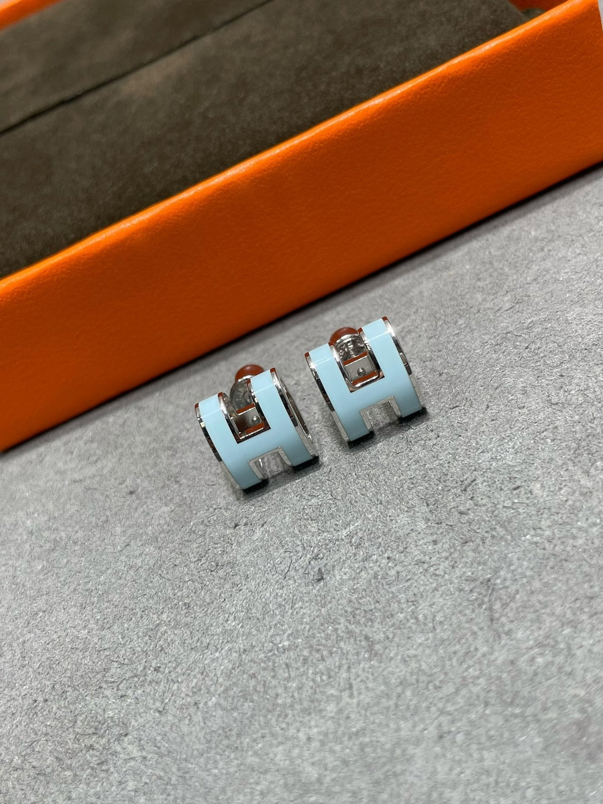 [⭐Sparkve]POP H SKY BLUE STUD EARRINGS